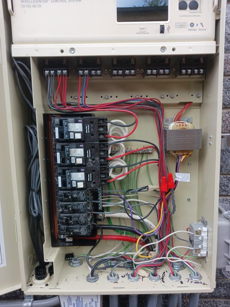 Closer view of an inside of the junction box